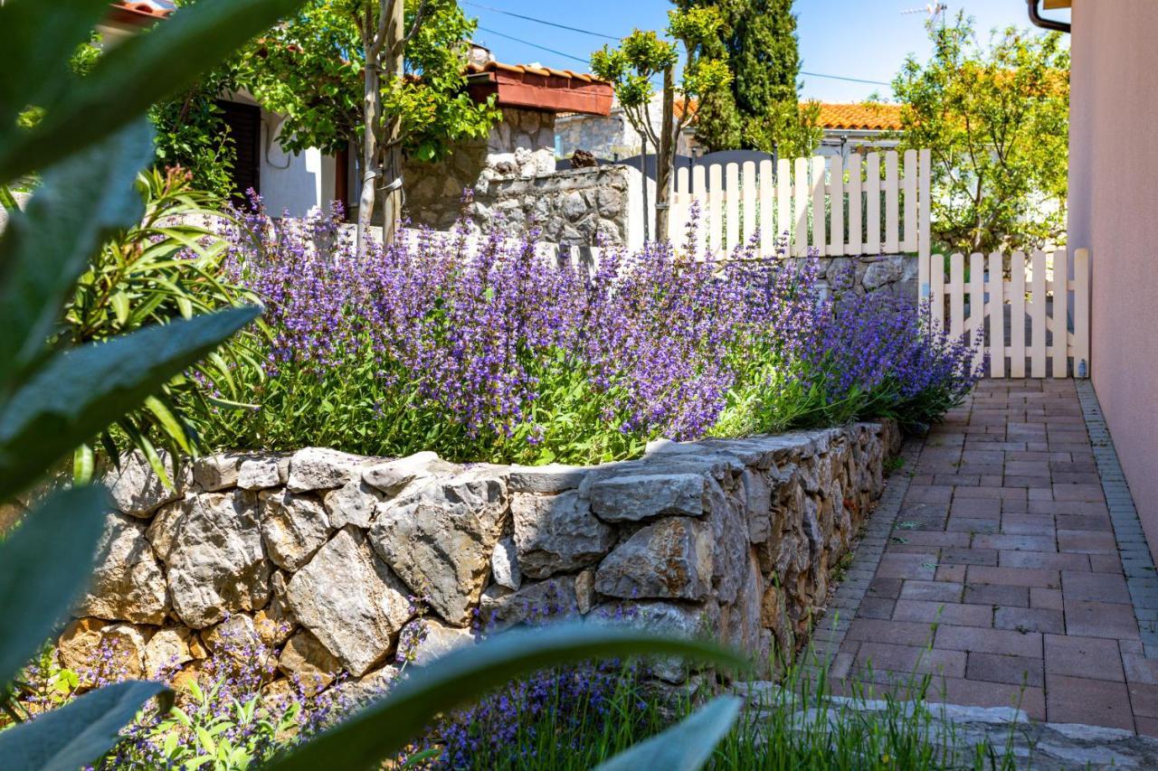 Villa Antonia Kornic Exterior photo