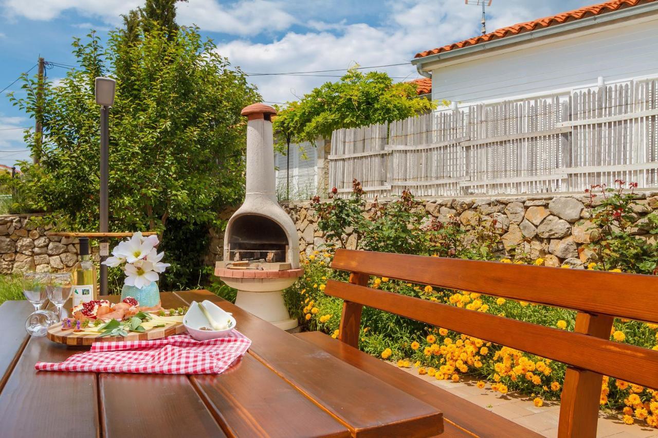 Villa Antonia Kornic Exterior photo